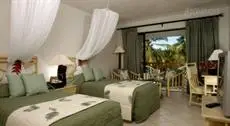 Diani Reef Beach Resort & Spa 