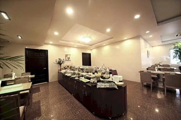 Level Hotel Hai Phong 