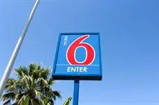 Motel 6 Coalinga East 