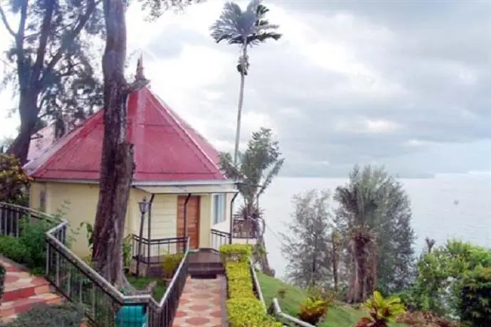 Hotel Megapode Nest 