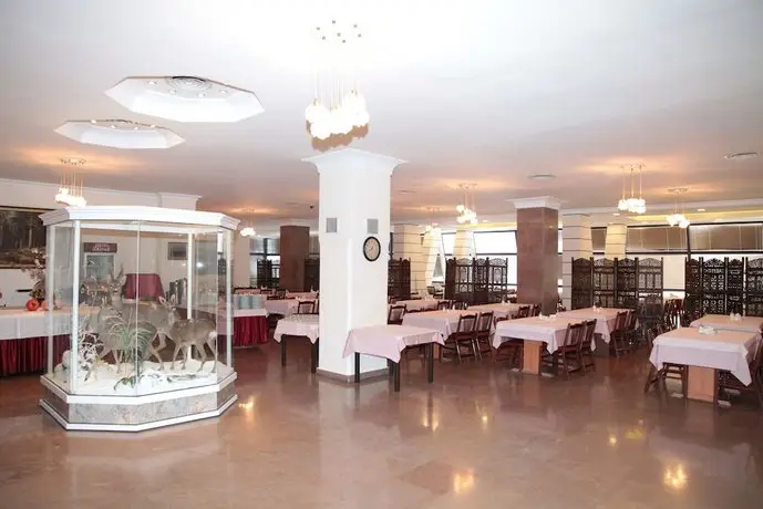 Shirak Hotel 