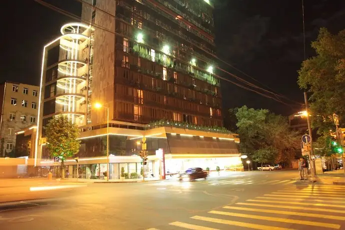 Shirak Hotel 