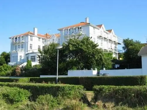 Strandslottet Apartments