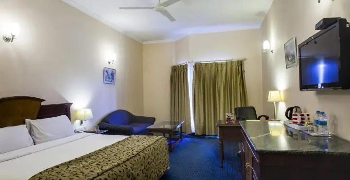 Hotel Madhuban 