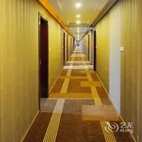 Super 8 Hotel Chishui He Bin Xi Lu 