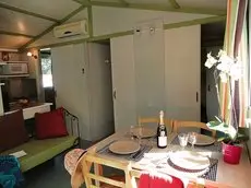 Camping La Pinede Enchantee 