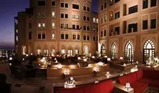 Al Qasr Hotel & Resort 