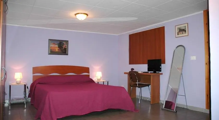 Cassiodoro Rooms Affittacamere B&B 