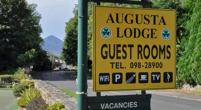 Augusta Lodge Guesthouse 