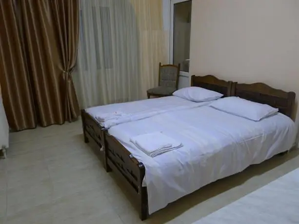 Meidani Guest house 