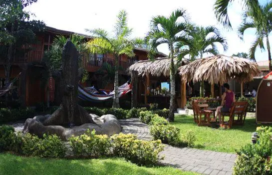 Arenal Hostel Resort 