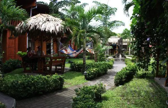 Arenal Hostel Resort 