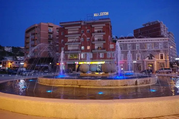 Hotel Lux Vlore 