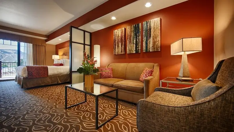 Best Western Premier Ivy Inn & Suites 