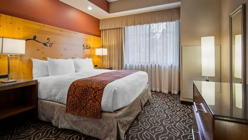 Best Western Premier Ivy Inn & Suites 