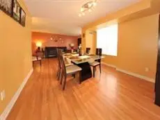 Downtown Mississauga Executive Suites SQ1 