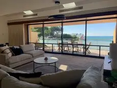 Beach Suites 