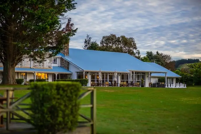 VR Rotorua Lake Resort 