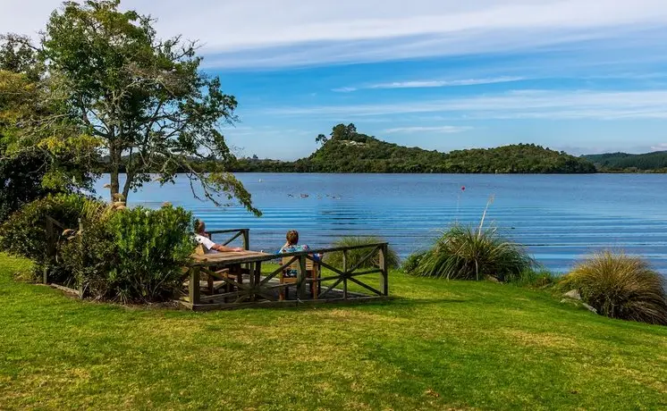 VR Rotorua Lake Resort 