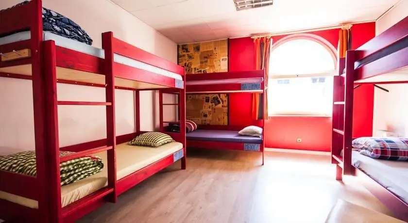 Red Emperor Hostel Tallinn 