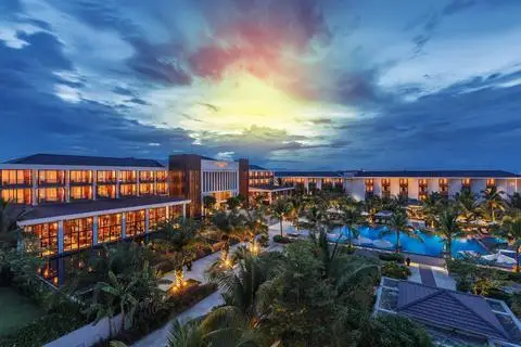 Sunrise Premium Resort Hoi An