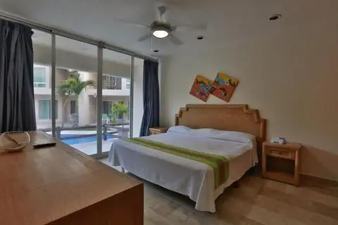 Coral Maya Condo Hotel 