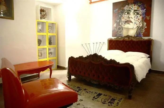 Buddha Hostel Medellin 