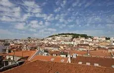 Traveling To Lisbon Chiado Apartments 