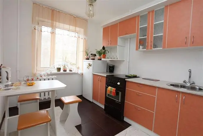 Central Serviced Apartments At Mironova Street 