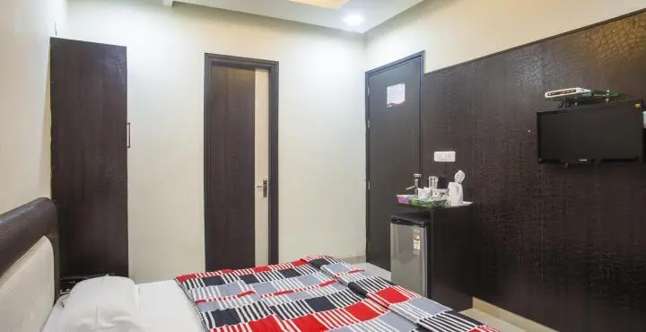 Hotel Akaal Residency