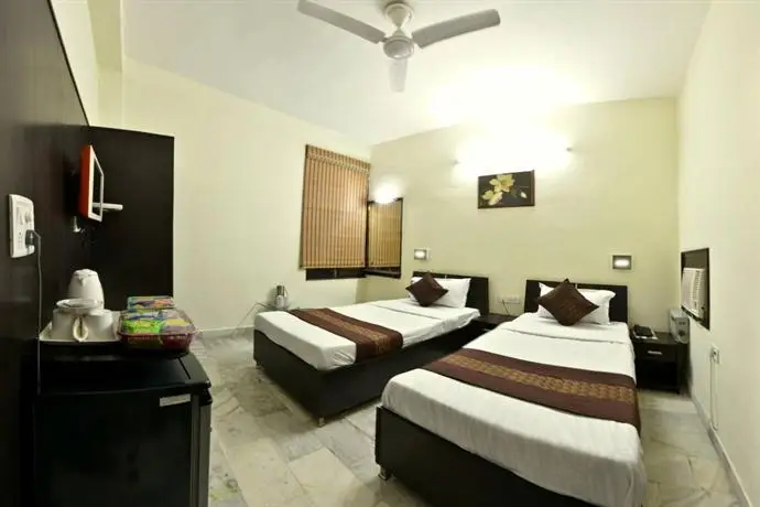 Hotel Akaal Residency 