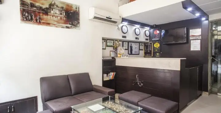 Hotel Akaal Residency 