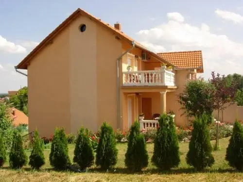 Alsohegyi Apartmanok