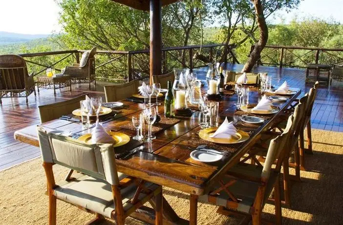 Shidzidzi And Nungubane Private Game Lodge