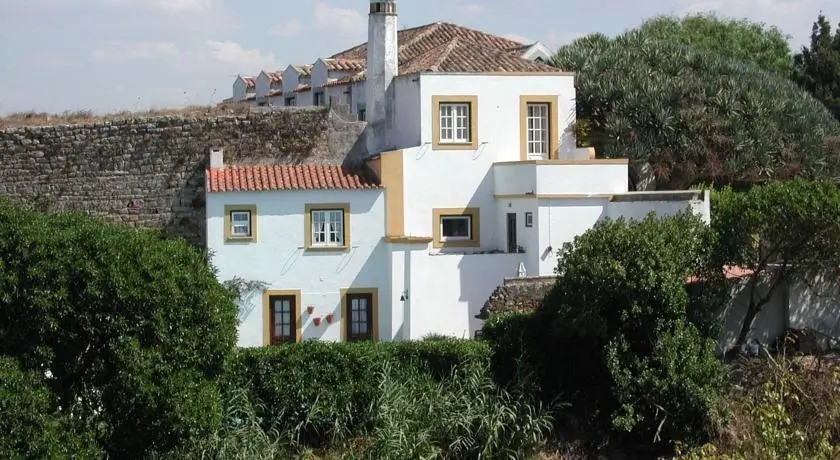 Casa do Castelo da Atouguia 