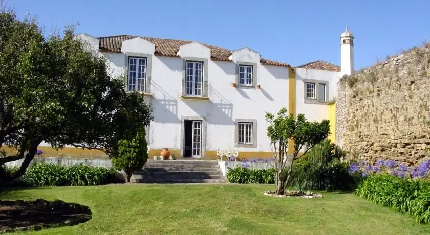 Casa do Castelo da Atouguia 