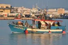 Peniche Beach House - Hostel 