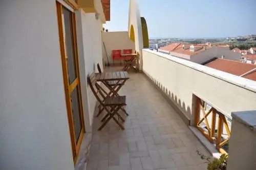 Peniche Beach House - Hostel 