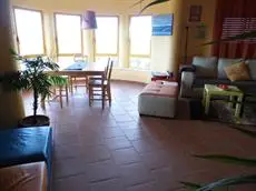 Peniche Beach House - Hostel 