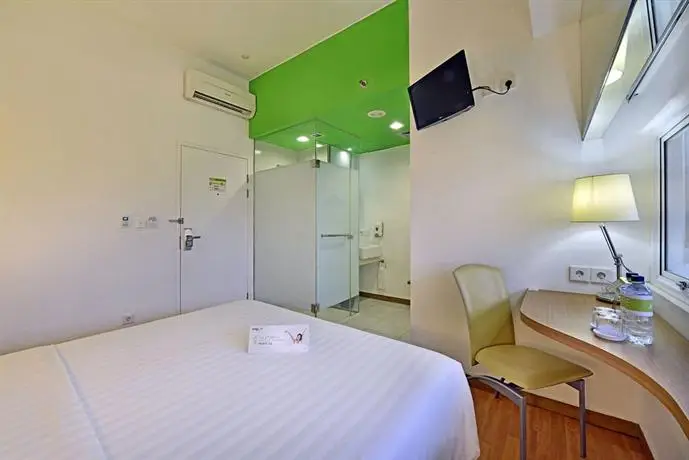 Whiz Hotel Pemuda Semarang 