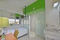 Whiz Hotel Pemuda Semarang 