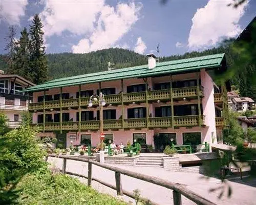 Hotel Zeni 