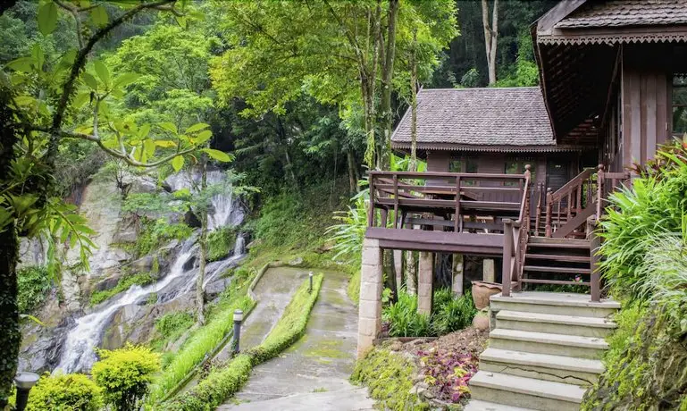 Kangsadarn Resort and Waterfall 