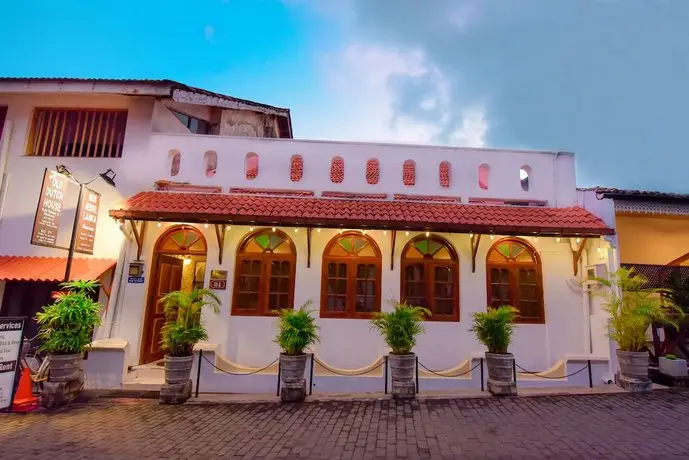 New Old Dutch House - Galle Fort 