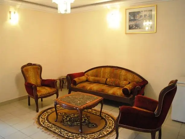 Hotel Santa Lucia Yaounde 