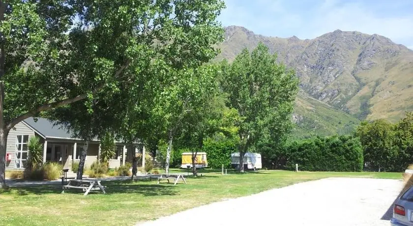 Queenstown Top 10 Holiday Park 