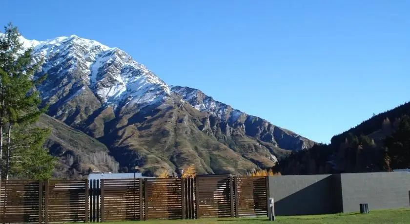 Queenstown Top 10 Holiday Park 