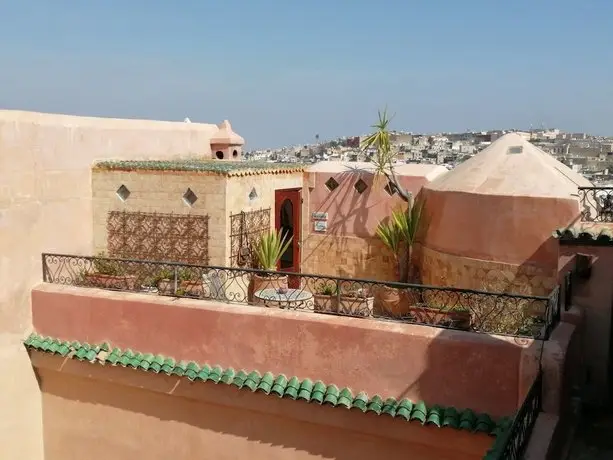 Riad Tara 