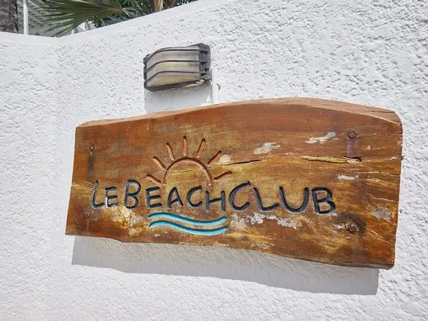 Le Beachclub Service Apartments and Villas 