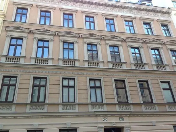 Old Vienna Apartments 